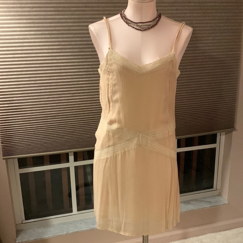 ZARA Lace Dress Tan Color size XS fits S